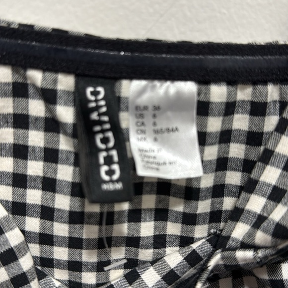 Gingham Cold Shoulder Mini Dress – Size 6 - Picture 5 of 8